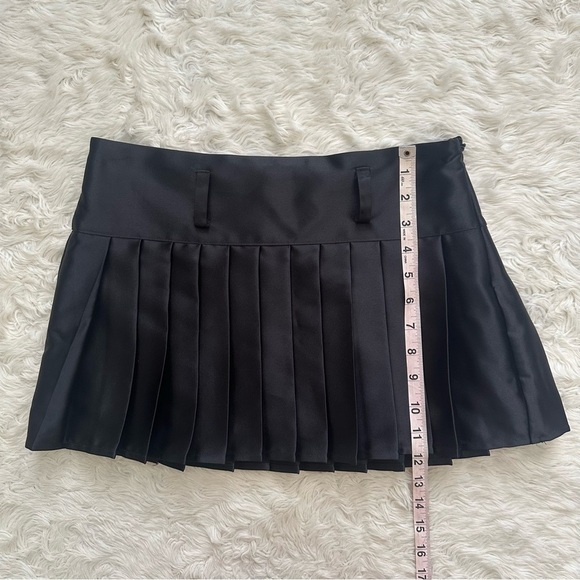 Baby Phat x Forever 21 Skirt Pleated Mini Satin Jeweled Belt Y2K Black Sz XS - Picture 12 of 12